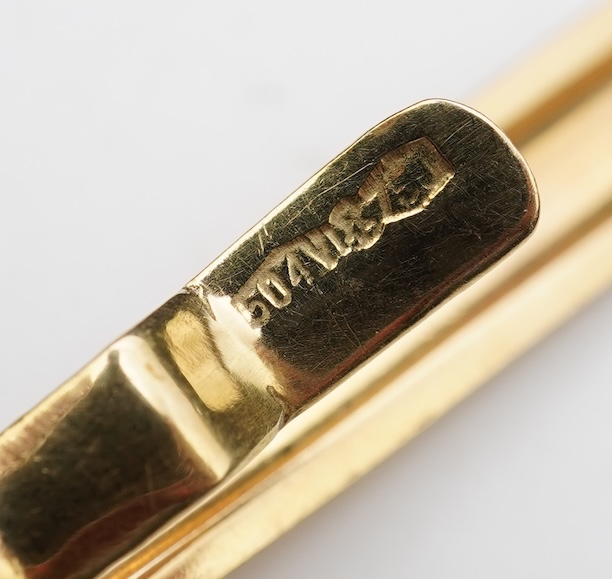 Three bar brooches, late 19th/early 20th century